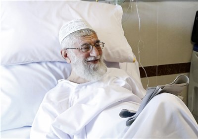 جدیدترین تصاویر از امام‌ خامنه‌ای در بیمارستان