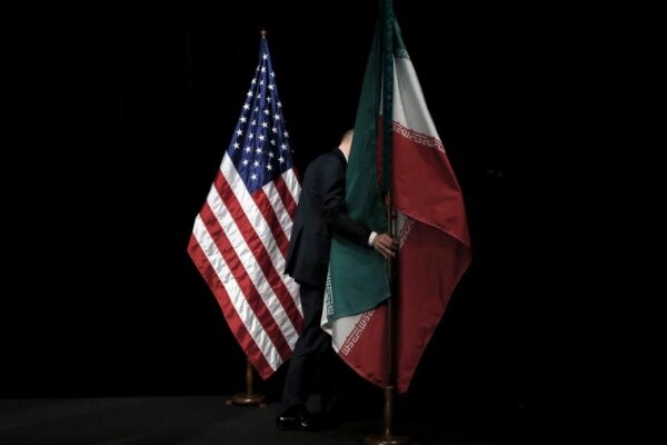 گزارش انحرافی درباره ایران، دولت ترامپ را به اختلاف انداخت