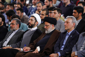 از انتقاد به برخی مدیران قضایی تا درخواست محاکمه برخی دولتمردان حواشی 3 ساعته حضور رئیسی در دانشگاه تهران