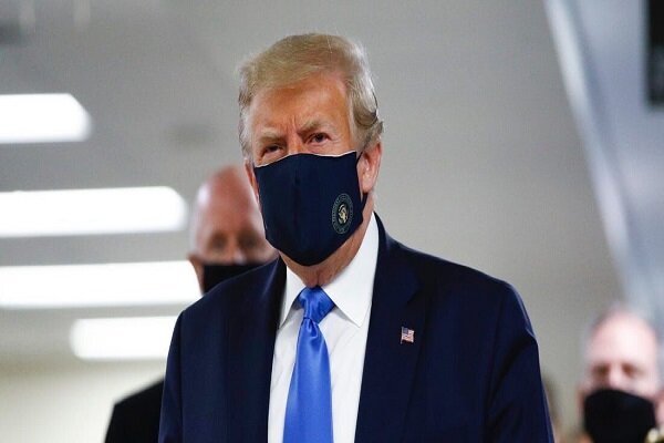 ترامپ بالاخره با ماسک کنار آمد!